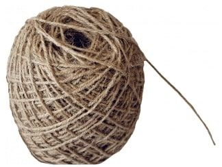 Шпагат льняной 4-х прядный по 2.3 - 2.5 кг 28538